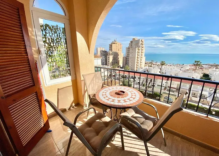 아파트 Beautiful Near Lamata With Panorama Sea View!!! 또레비에하